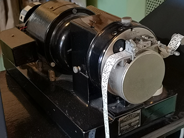 Image of a 1924 Creed Model Tape Reader